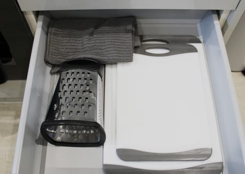 Kitchen or kitchenette, kitchen, kitchen