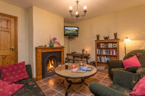 Living room, Seating area, flat iron