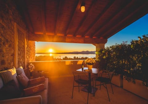 Balcony/Terrace, Lake view, Sunset