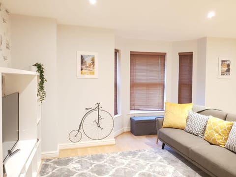 Modern Leamington City Centre Apartment Apartment in Royal Leamington Spa