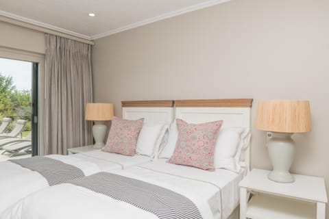 San Lameer Villa 13917 - 5 Bedroom Luxury - San Lameer Rental Agency Condo in KwaZulu-Natal