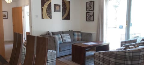 Loch Ness Abbey Cottages Apartment in Fort Augustus