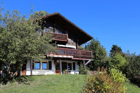 Chalet Blanche Neige Chalet in Ollon