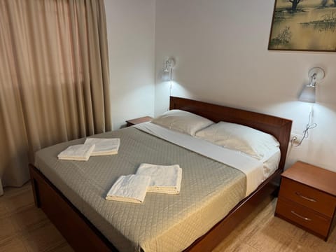 Bed, Bedroom, wardrobe