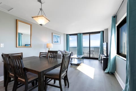 Oceanfront Penthouse, Two-Story, 3 Bedrooms Eigentumswohnung in Myrtle Beach