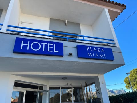 Hotel Plaza Miami - Sólo Adultos Hotel in Miami Platja