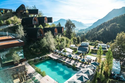 Spa and wellness centre/facilities, Swimming pool