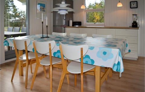 Awesome Home In Strandby With Kitchen Casa in Frederikshavn