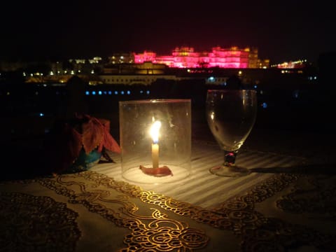 Evening entertainment, City view