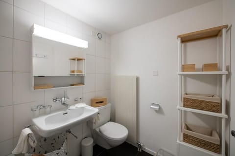 Agrimonia - möbilierte Ferienwohnung mit Balkon Apartment in Davos