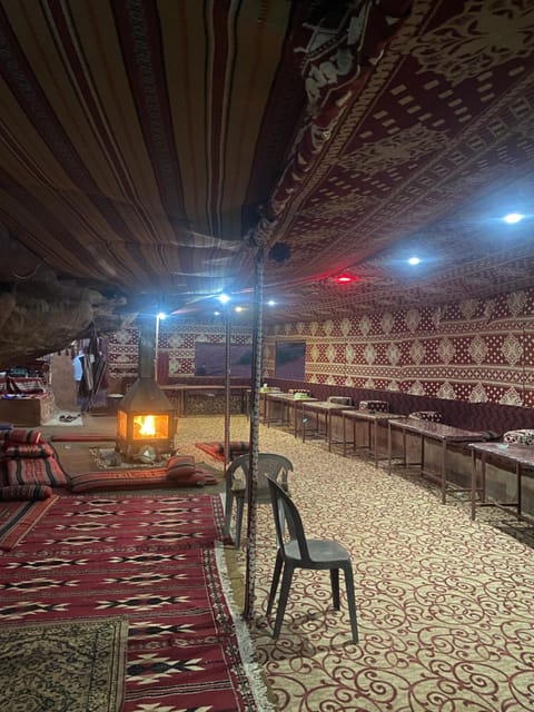 Walid Bedouin Camp Camping /
Complejo de autocaravanas in South District