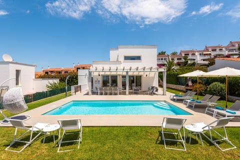 Villa Galerna Chalet in San Jaime Mediterráneo