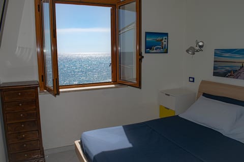 Bedroom, Sea view