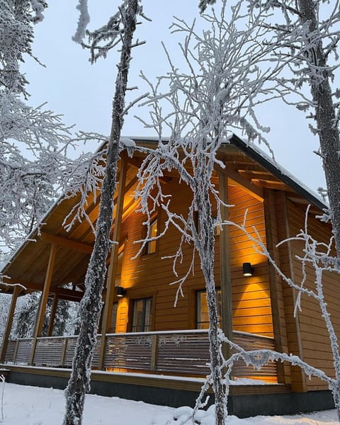 Property building, Day, Natural landscape, Winter