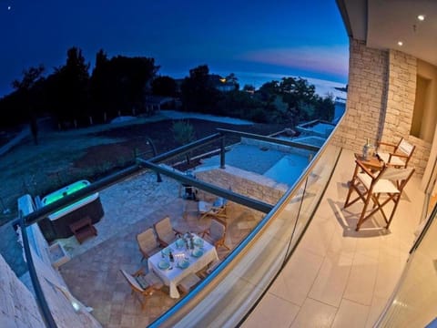 Villa Bobos place with Jacuzzi and Sauna 46D Villa in Istria County