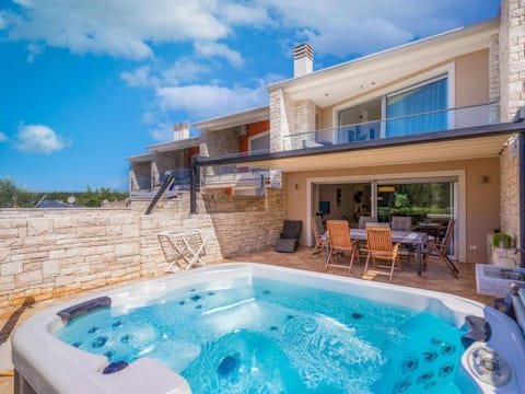 Villa Bobos place with Jacuzzi and Sauna 46D Villa in Istria County
