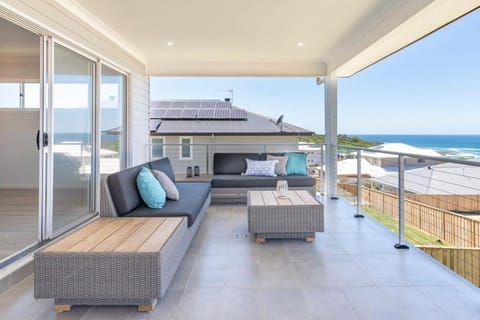 Casa Bel - Pool Table-Minutes From Beach House in Lake Macquarie