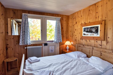 Chalet Speciale - Celerina Bed and Breakfast in Saint Moritz