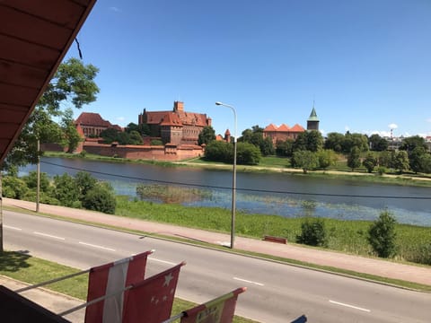 City view, Landmark view, River view, Street view