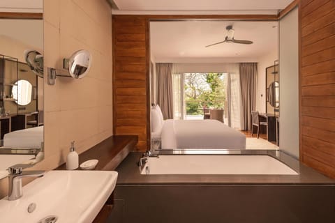 Bathroom, Bath