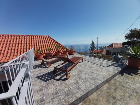 Banda Do Sol Self Catering Cottages Casa in Madeira District