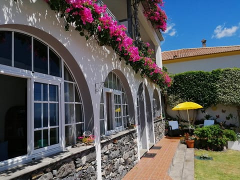 Apartments Vista Oceano Condo in Funchal