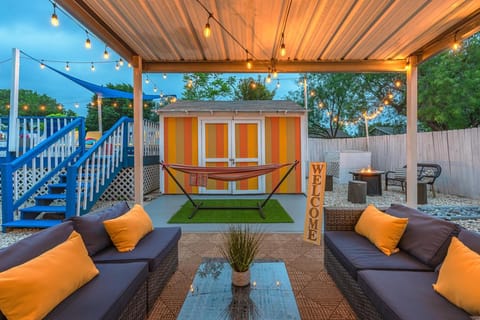 Superb House by SeaWorld, Private POOL & GameRoom House in San Antonio