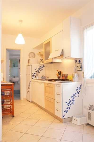 Kitchen or kitchenette, pet friendly, stove