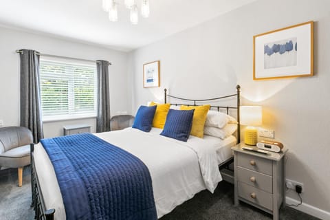 Bed, Photo of the whole room