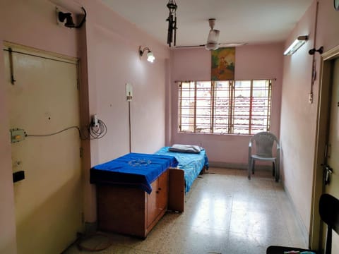 Hospdigisy-Double bed private room Apartment in Kolkata