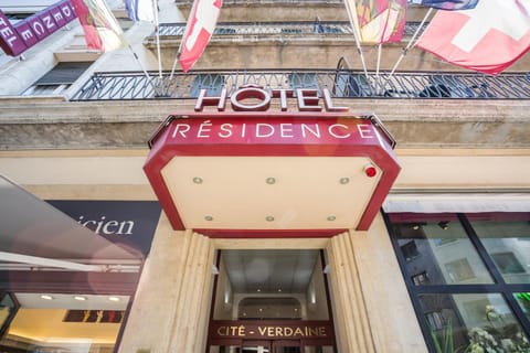 Hôtel Résidence Cité-Verdaine Apartment hotel in Geneva