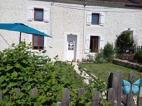 Property building, Garden view