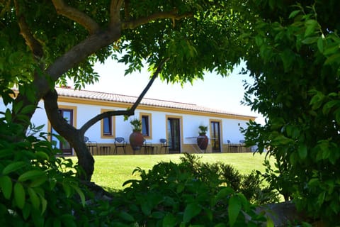 Monte Joao Roupeiro - Turismo Rural Farm Stay in Odeceixe