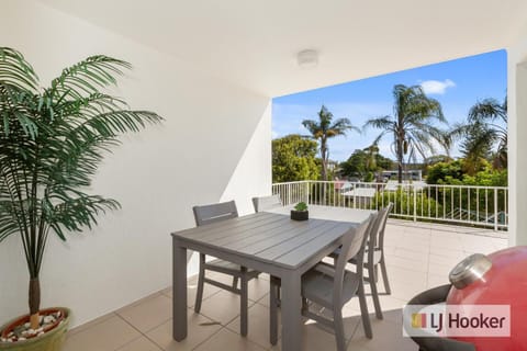 Ocean Outlook on Marine Parade House in Kingscliff