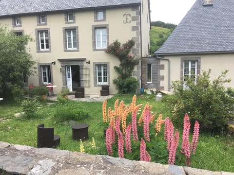 DATCHA ANASTASIA Bed and Breakfast in Besse-et-Saint-Anastaise