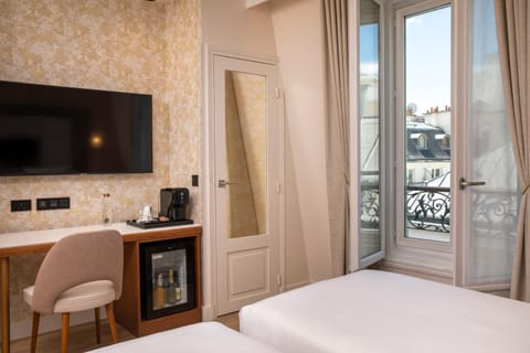 Hôtel des Champs-Elysées Hotel in Paris