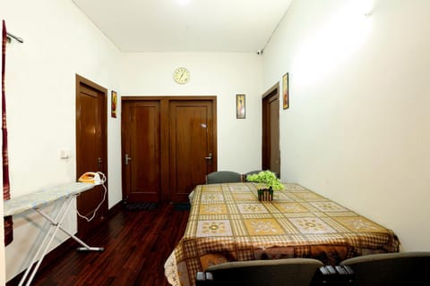 Golden Homestay Bed and Breakfast in New Delhi