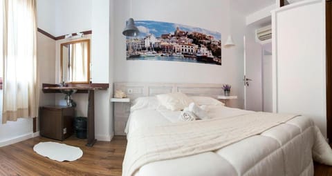 Hostal Ibiza Bed and Breakfast in Ibiza