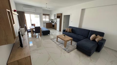 Tetris Apartment Spacious Comfortable Condo in Nicosia City