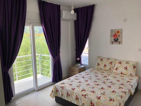 Tetris Apartment Spacious Comfortable Condo in Nicosia City