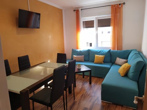 Homelunead Apartamento en Gijon Centro al lado de la Playa Condominio in Gijón