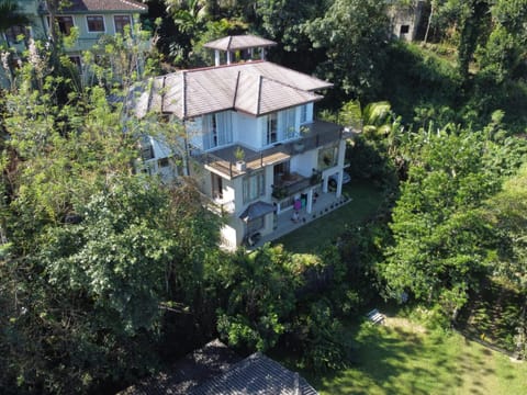 Property building, Bird's eye view, bidet