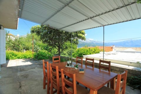 Seating area, Sea view