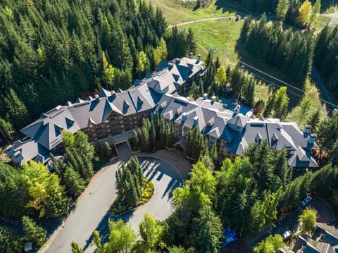 Blackcomb Springs Suites by CLIQUE Hotel in Whistler