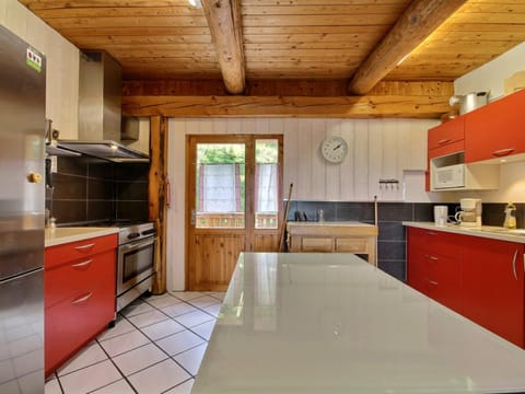 Chalet 15 personnes, proche des pistes, 7 chambres avec salles de bains - FR-1-455-158 Chalet in Mâcot-la-Plagne