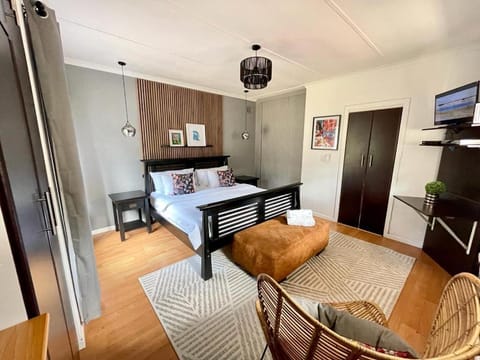 Bougainvillea BNB Bed and Breakfast in Umhlanga