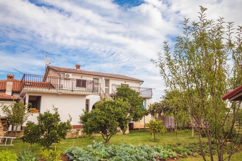 Apartment Luciana 2 Apartment in Istria County