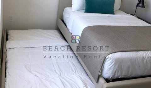 HYDE Beach House Apartments Resort in Hollywood Beach