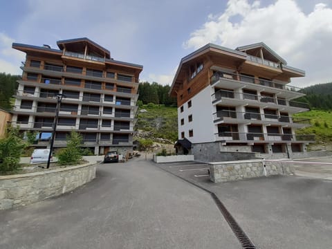 Appartement familial skis aux pieds à Courchevel 1650 - FR-1-514-15 Apartment in Saint-Bon-Tarentaise