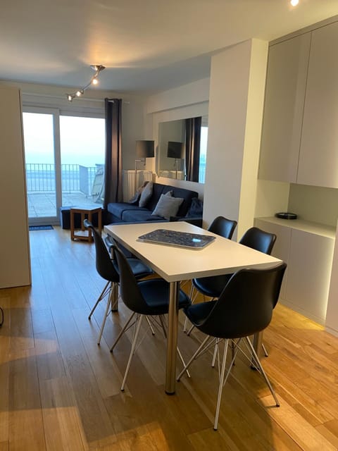 Dining area, Sea view